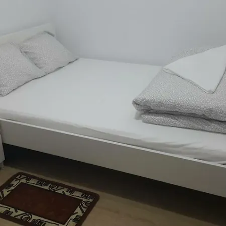 Metro House Lisbona